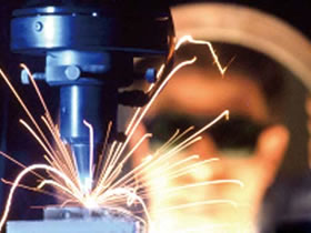 工程機械激光切割機助力中國智造2025快速發(fā)展