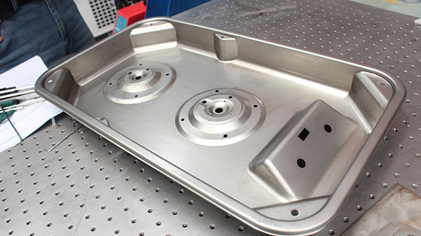 三維激光切割機(jī)切孔、修邊