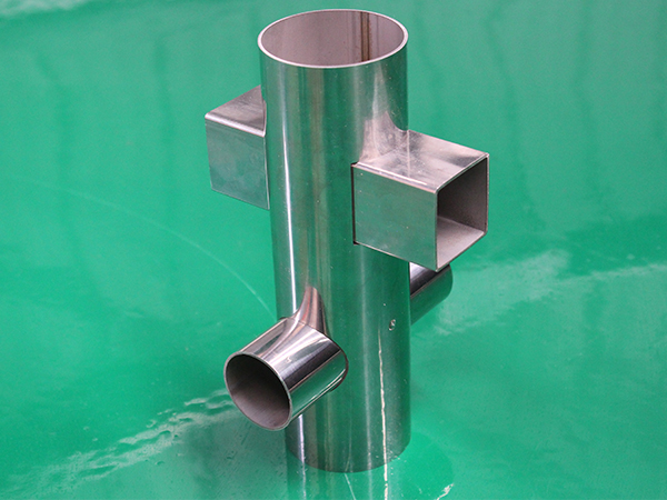 拉料式切割機(jī)樣品